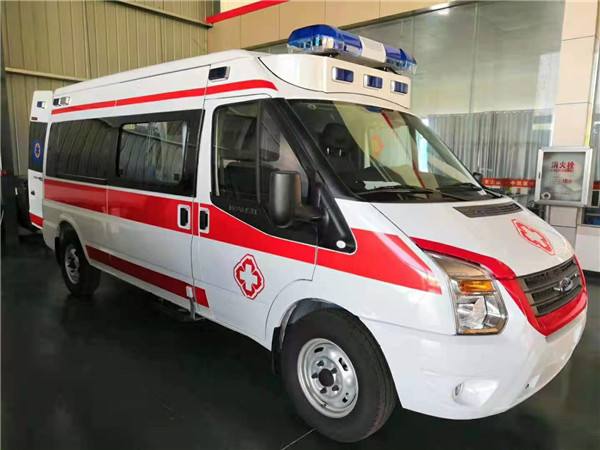 塔城福特V362救护车